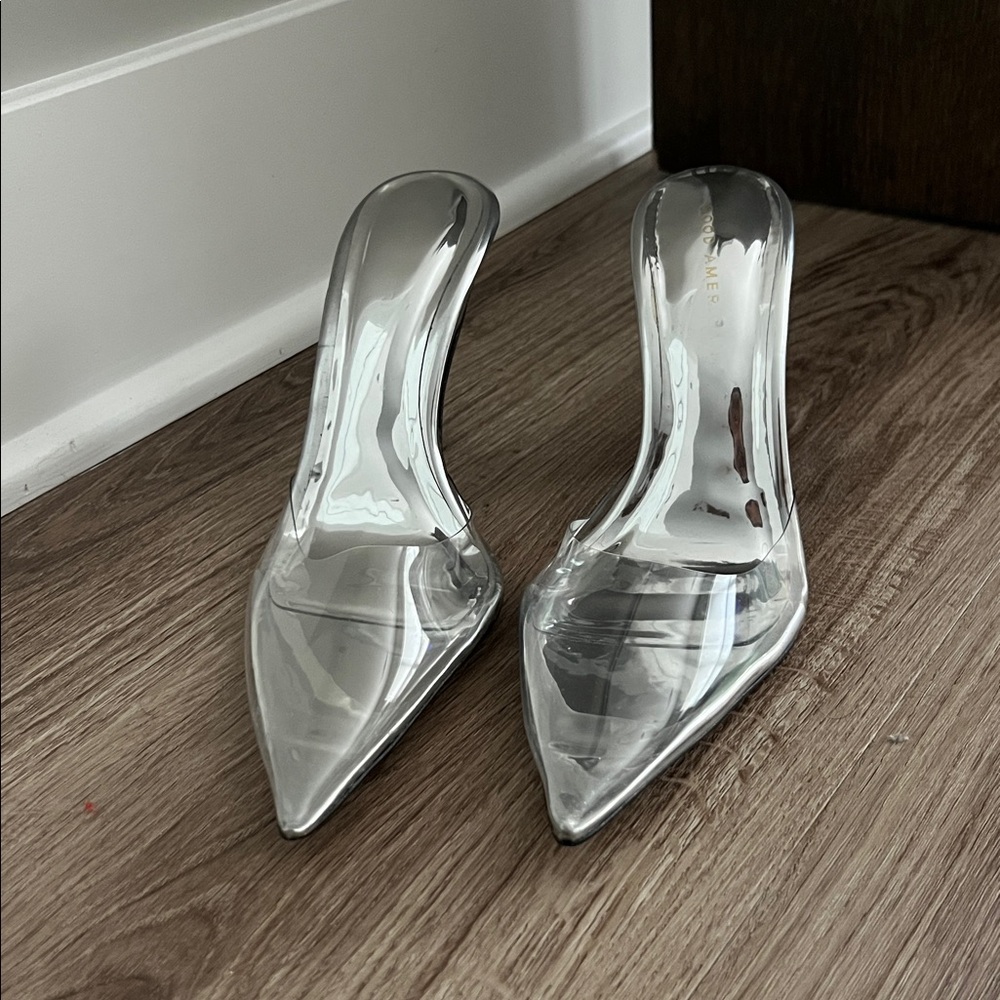 Good American “Cinderella” Glass Slipper Heels – Size 8 - Picture 2 of 5